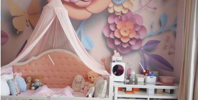 Kamar Anak Momo Punya Fasilitas seperti Apartemen, Penasaran?