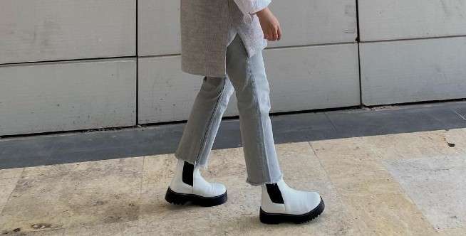 Chelsea Boots untuk Tampil Simple