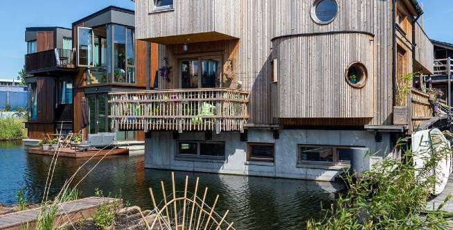 Jadi Kediaman 100 Penduduk