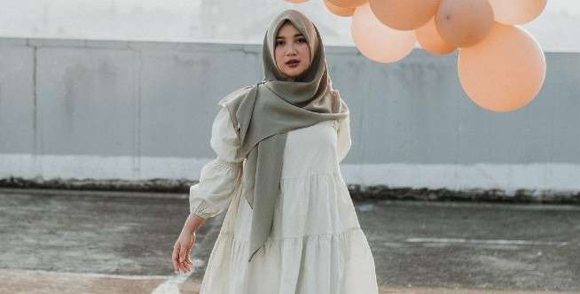 Serba hitam