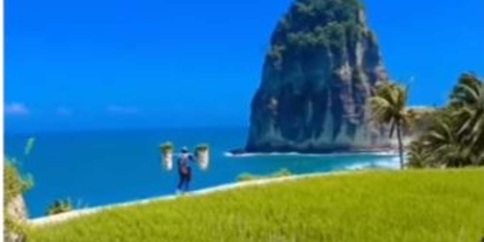 Pantai yang Cantik