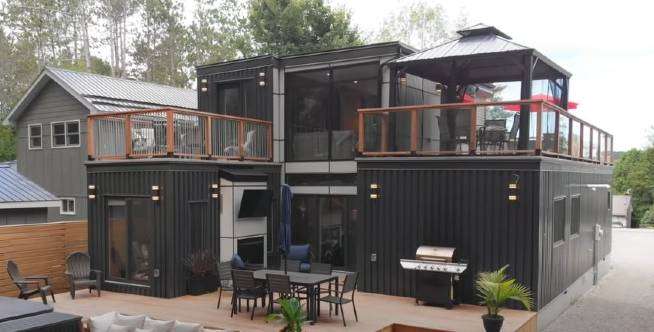 Gabungan 3 Kontainer Bekas yang Disulap Jadi Rumah Mewah