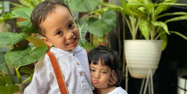 Putra Okin dan Rachel Vennya Cover Lagu 'Miss Independent', Warganet: Goksss!