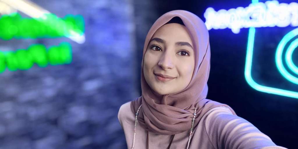 Kamera dengan Bukaan F 0.95