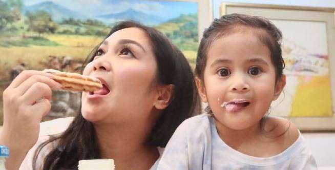 Caca Tengker Ceritakan Awal Tahu Putri Pertamanya Kidal