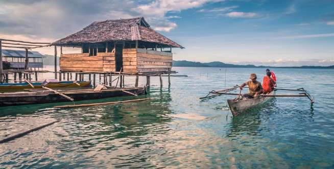 3. Menikmati udara segar Pantai Palippis