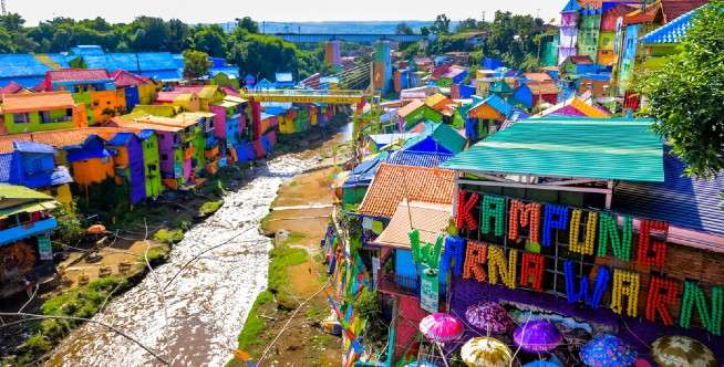 1. Kampung Warna Warni