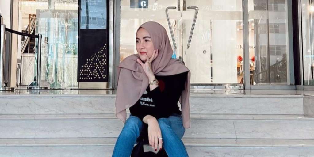 Santai pakai item simpel!