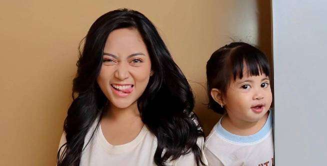 Tas Belasan Juta Jadi Mainan Putri Rachel Vennya, Netizen 'Menangis'
