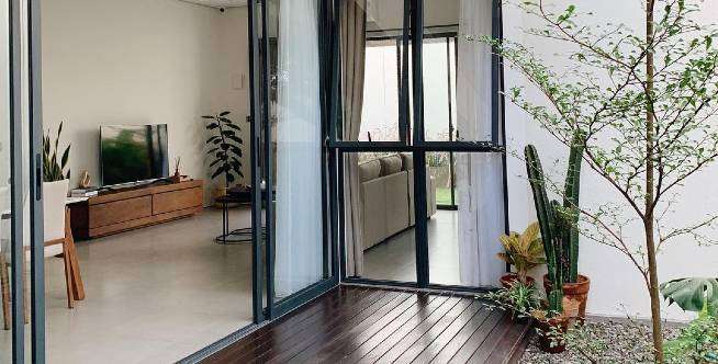 Desain Taman Kering Minim Perawatan, Tak Perlu Potong Rumput!