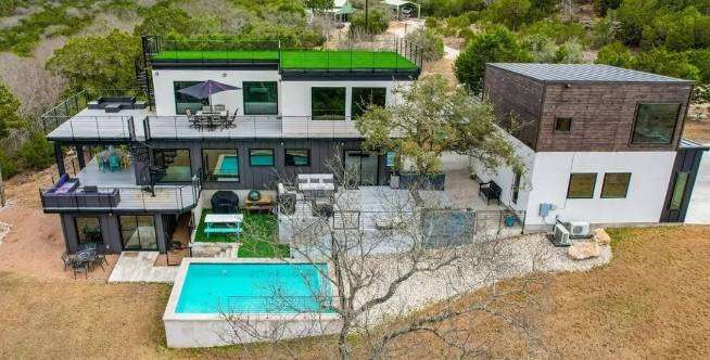 Desain Mewah Rumah dari Kontainer Bekas, Lihat Yuk!