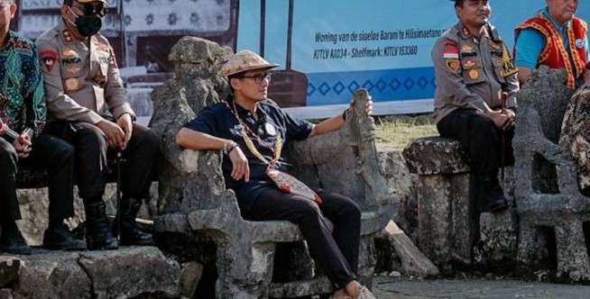 Rumah adat masih terpelihara