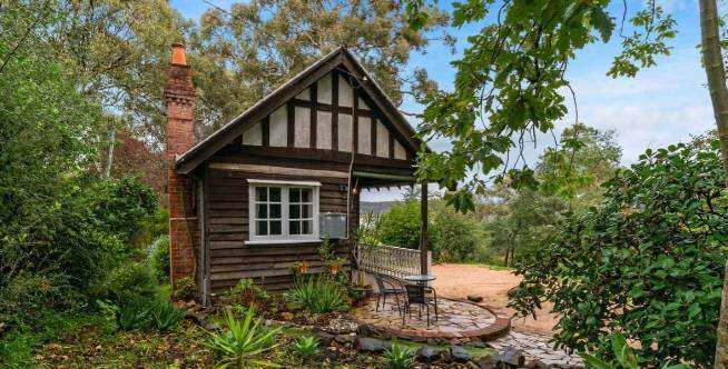 Lihat Detail di Dalamnya