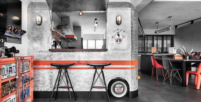 Karavan Jadi Aksen Dapur, Rumah Industrial Jadi Bernuansa Unik