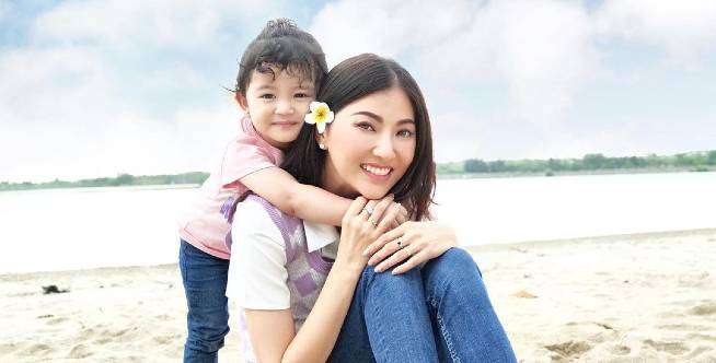 Lihat Video Gemasnya