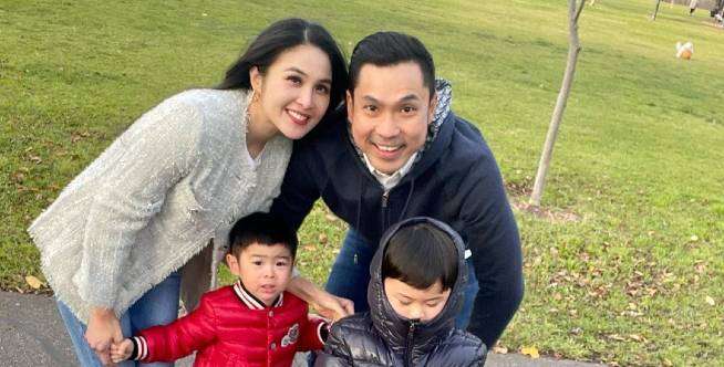 Intip Liburan Sekaligus Reuni Keluarga Sandra Dewi di Australia