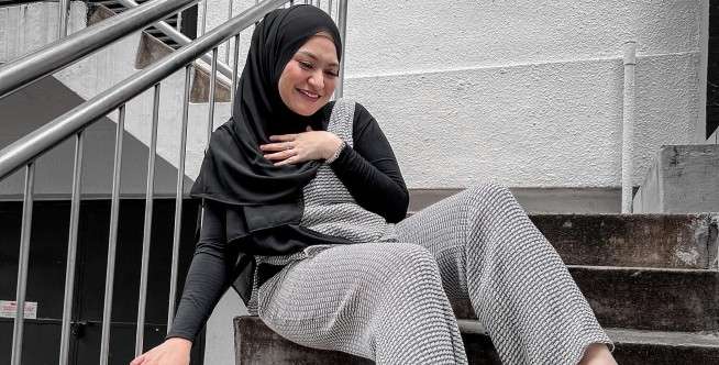 OOTD kece Nathalie Holscher