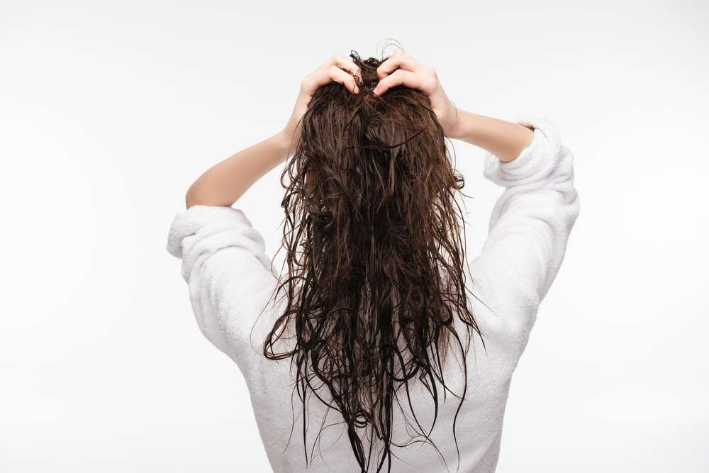 Jangan Memakai Hijab saat Rambut Basah