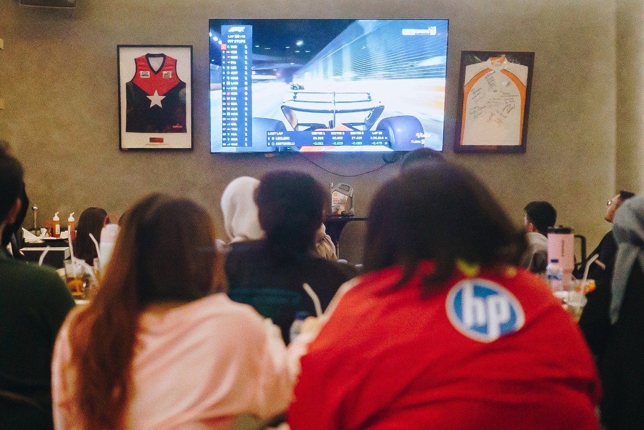 Aktivitas Seru Sebelum dan Saat Balapan