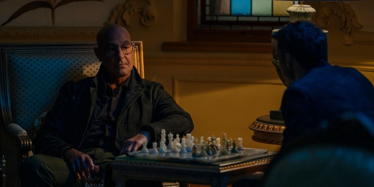 Karakter Stanley Tucci yang Lebih Gelap Berhasil Mencuri Perhatian