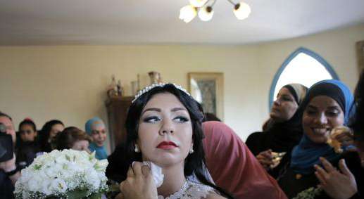 Dinikahi Pria Arab, Gadis Israel Jadi Mualaf