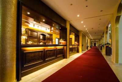 Bekas Istana Penguasa Arab Disulap Jadi Hotel Super-Mewah Bekas Istana Penguasa Arab Disulap Jadi Hotel Super-Mewah