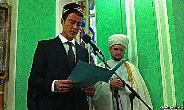 Marat Safin: dari Kehidupan Neraka Menjadi Muslim Taat