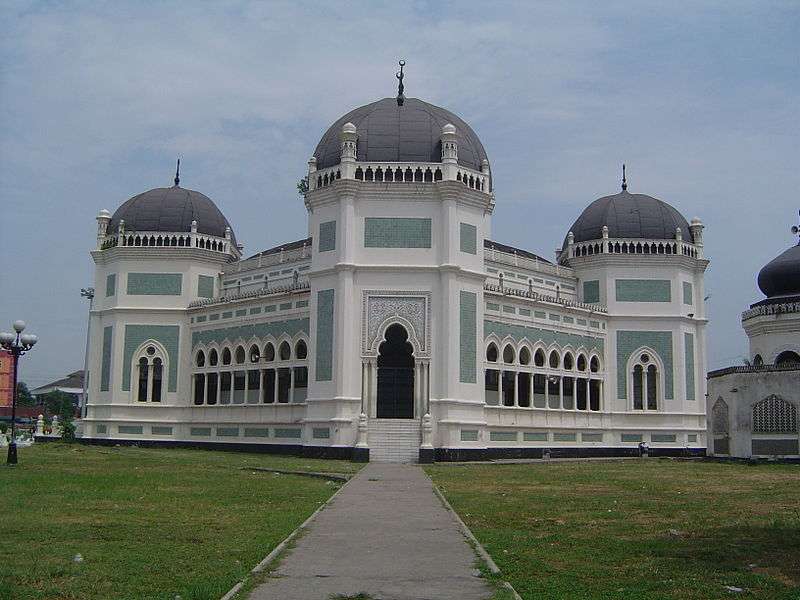 Al Mashun: Masjid Kejayaan Kesultanan Deli