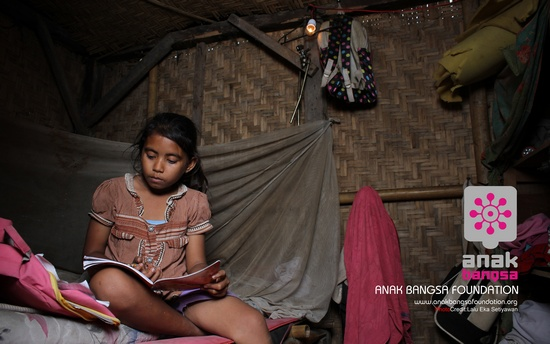 Kala YAB Merangkul Anak-anak Terlantar Lombok
