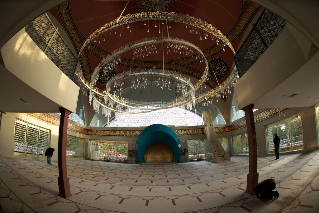 Zeynep, Arsitek Perempuan Pertama Perancang Masjid
