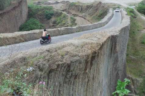 Miris, Ada Jalan Lord of The Ring di Banten Miris, Ada Jalan Lord of The Ring di Banten