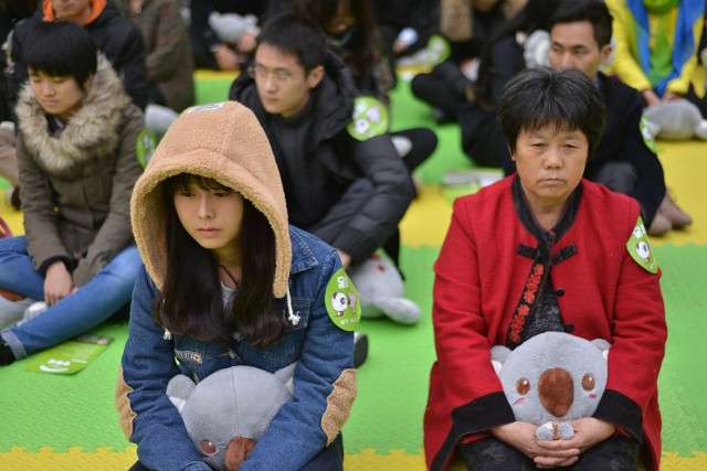 Ibu Rumah Tangga Juara Lomba Melamun, Dapat iPhone6 Ibu Rumah Tangga Juara Lomba Melamun, Dapat iPhone6