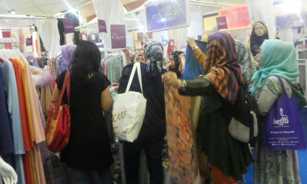 Mau Tampil Lebih Cantik? Hijaber Bisa Konsultasi Gratis di IFW