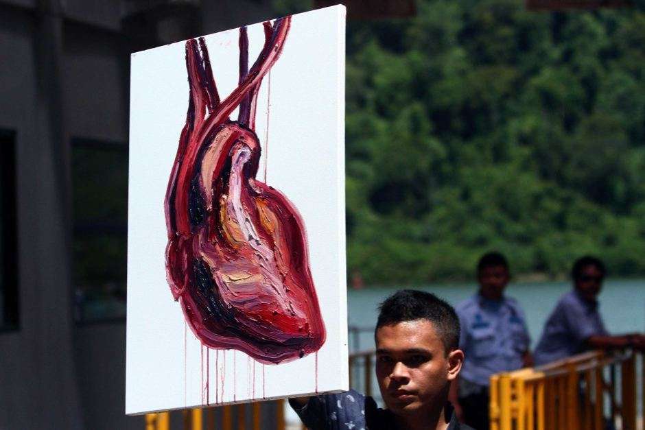 Sebelum Dieksekusi, Sukumaran Lukis Merah Putih Berdarah