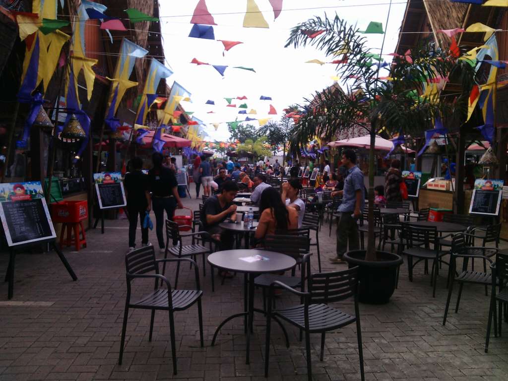 Yuk, Jelajahi Kuliner Mancanegara di Pasar Senggol