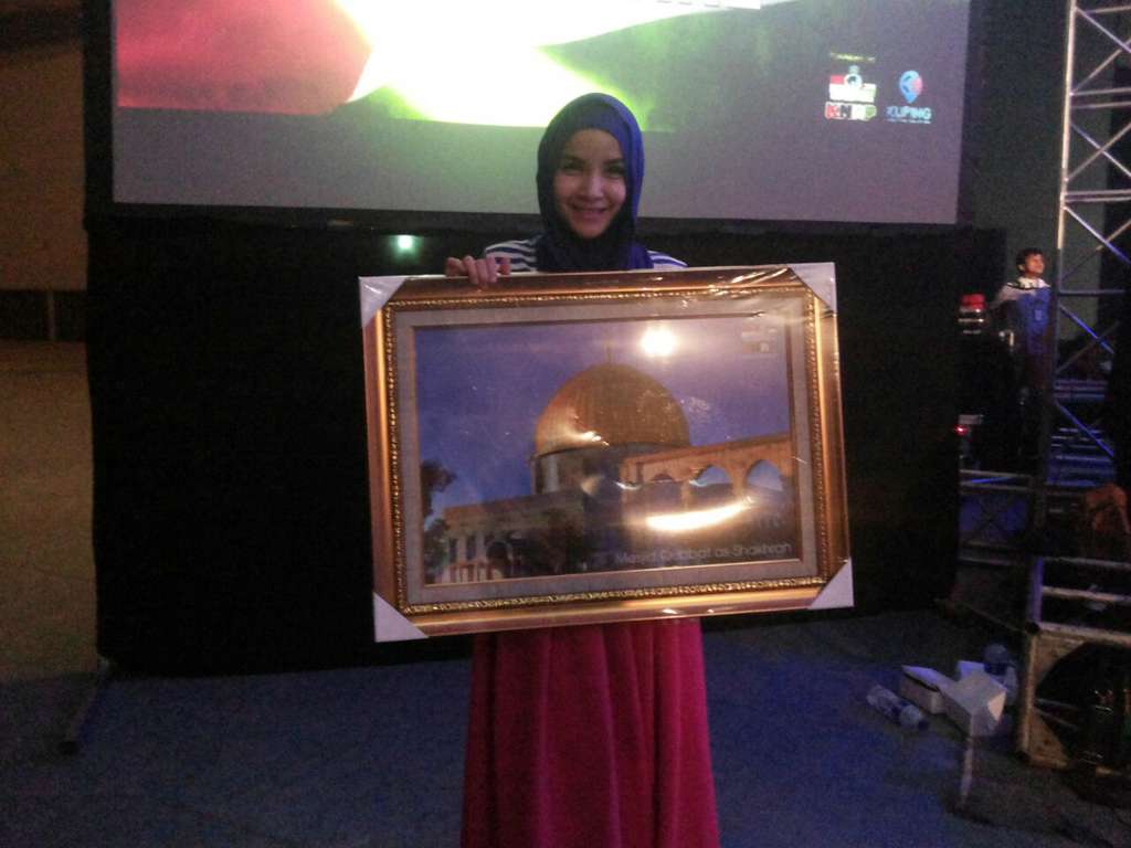 Hijab Fest 2015 Lelang Barang untuk Palestina