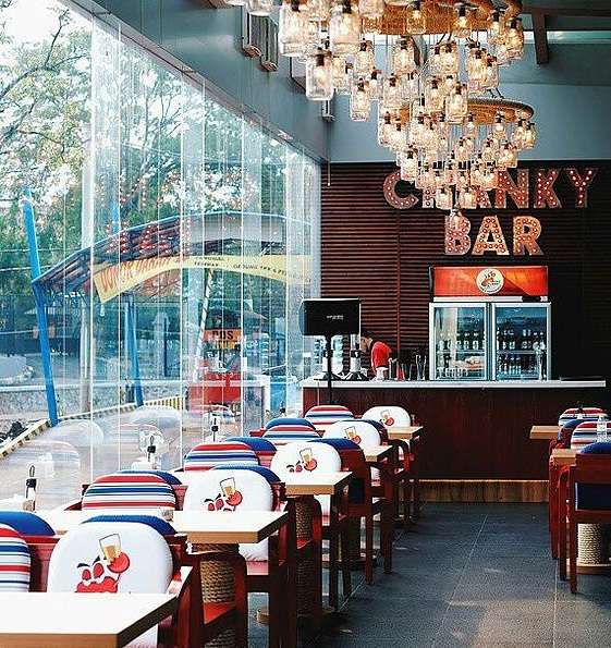 Cranky Crab: Sensasi Makan Kepiting Super-Enak
