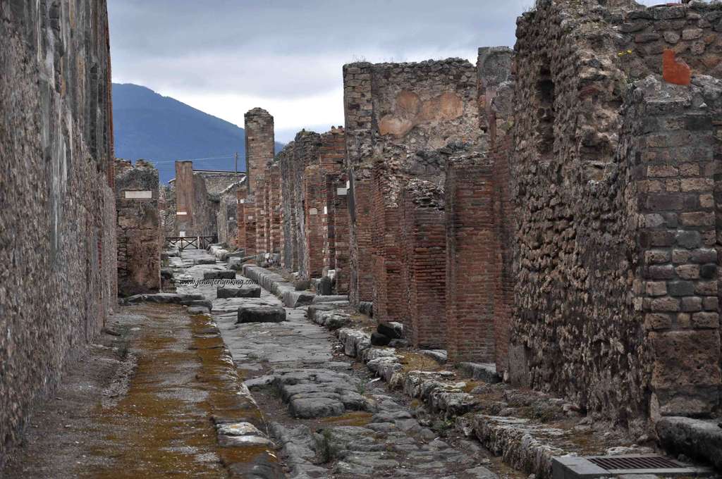 Jejak (2): Pompeii, Tragedi Kota Maksiat yang Diazab Tuhan