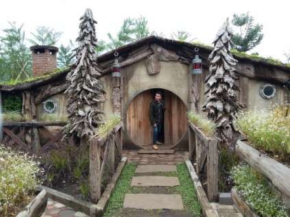 Tak Cuma Selandia Baru, di Indonesia Juga Ada Kampung Hobbit