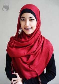 Memilih Hijab Sesuai Bentuk Wajah