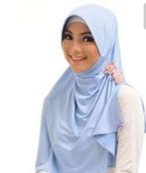 Memilih Hijab Sesuai Bentuk Wajah