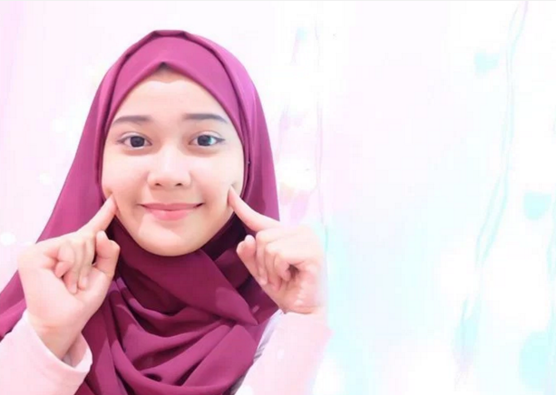 Ridha Amaliah:  Hijaber Cantik Bikin Hati Netizen Luluh