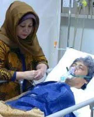 Penyanyi Sam Bimbo Terbaring Sakit