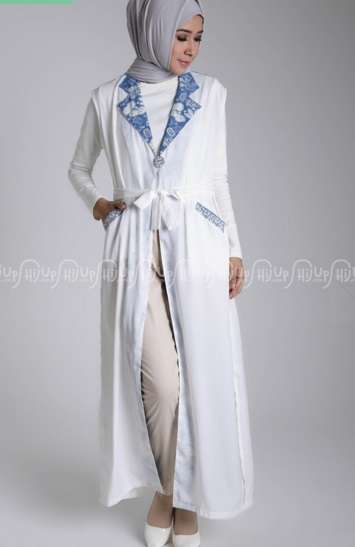 32 Model Baju Batik Muslim Modern Terbaru