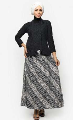 32 Model Baju Batik Muslim Modern Terbaru