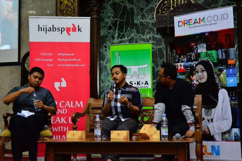 Riska-Hijab Speak: Makin Kreatif di Tengah Era Social Media