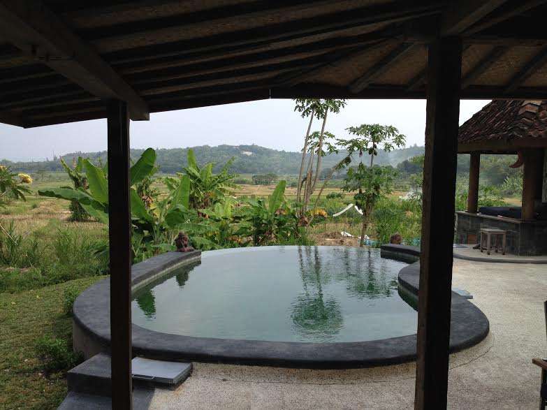 Menikmati Yogya Rasa Bali di Blue Steps
