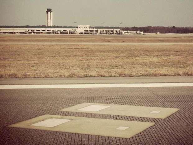 Misteri 2 Makam di Atas Landasan Pacu Bandara