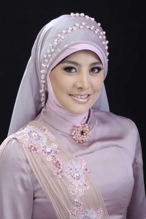 Cici Paramida Segera Berhijab?
