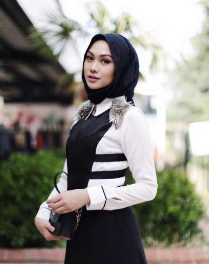 Gaya Stylish Indah Nada Puspita di IMFW 2016
